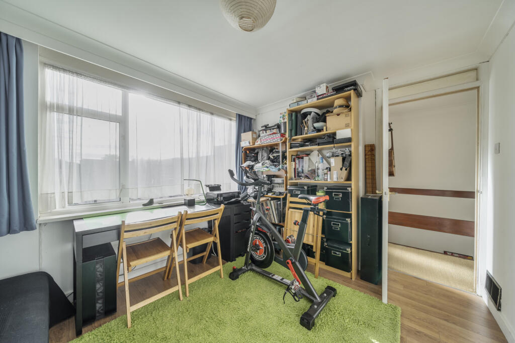 1357343-11-68d263...