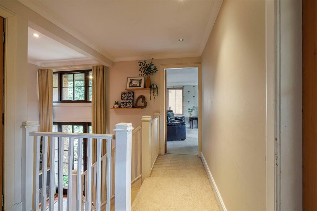 8 Dundas Terrace Melrose 46.JPG