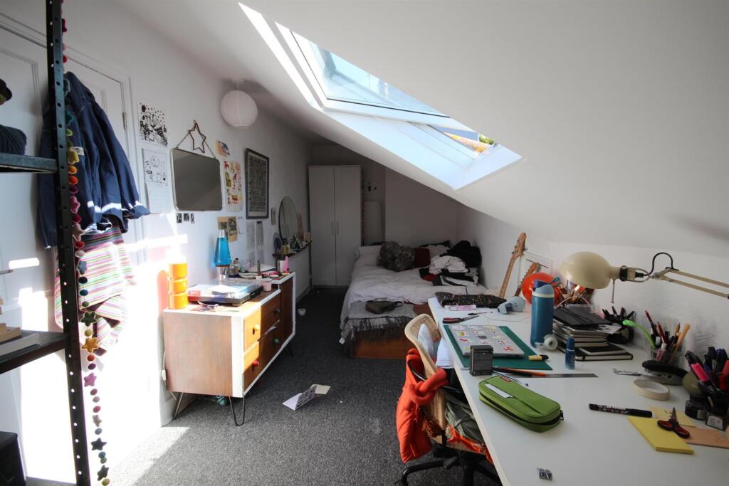 Bedroom 5
