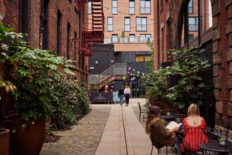 Little David Stre...