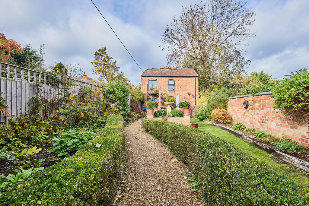 Edward Knight 202...