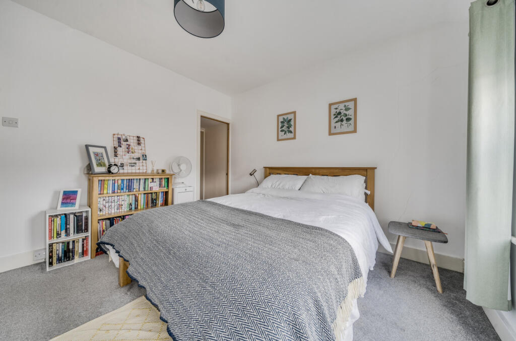 1353832-23-68c2f7...