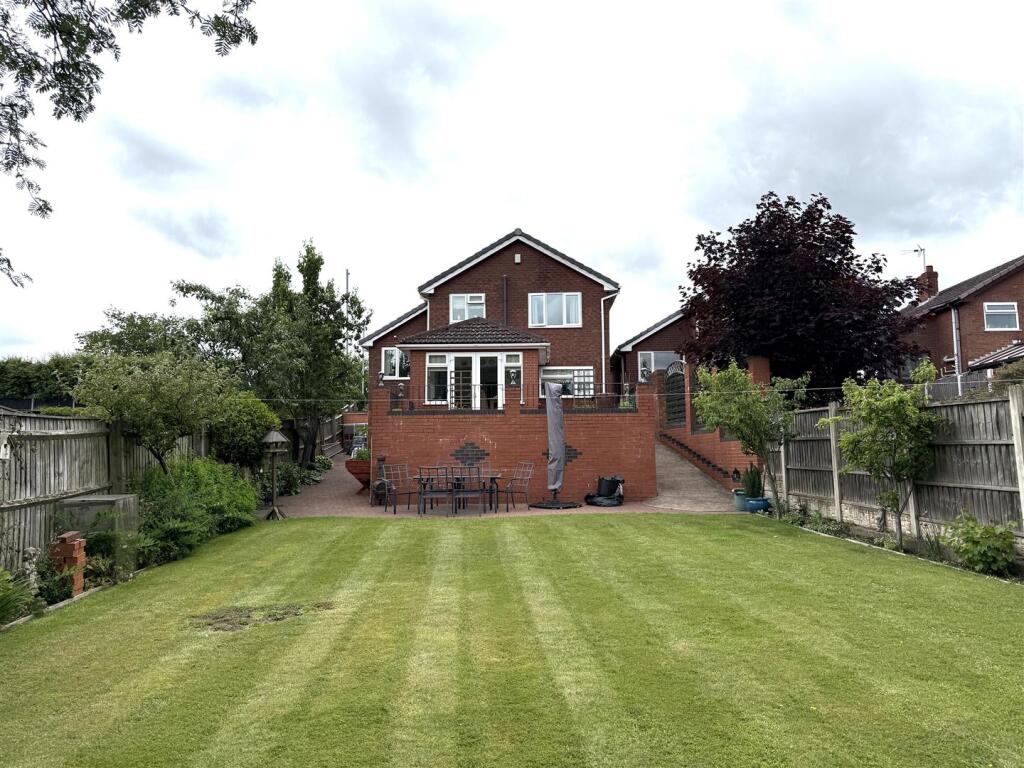 5 main road rear 3.jpeg