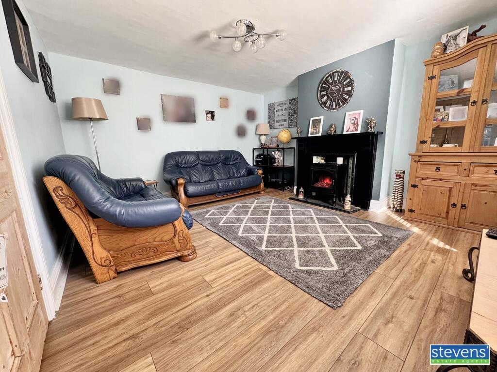 image00014_blurred (6)