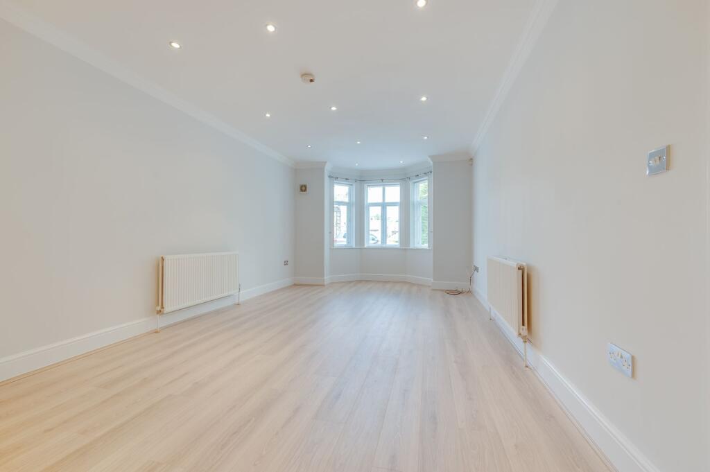 KITCHEN/DINER AND LIVING ROOM