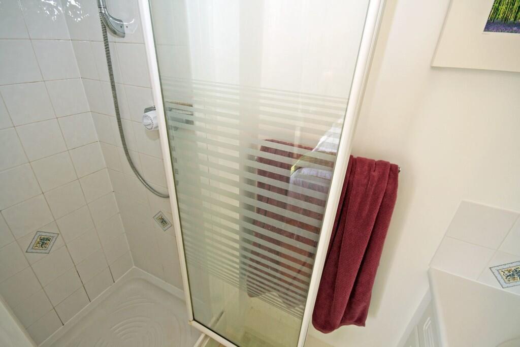 En-Suite Shower