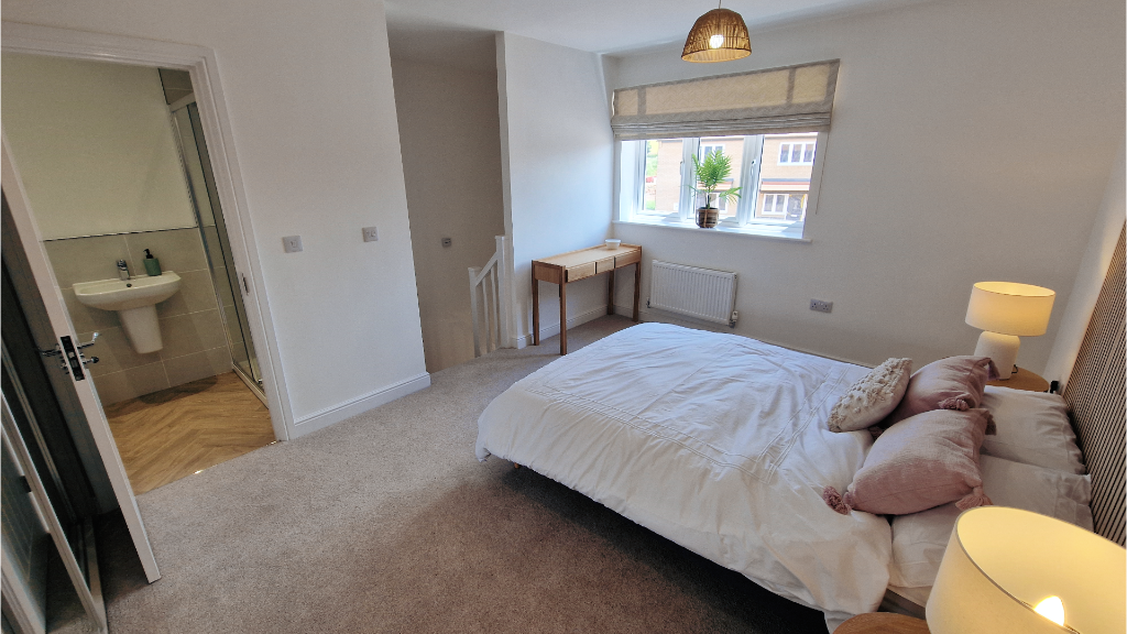 Bedroom 1 + En-Suite