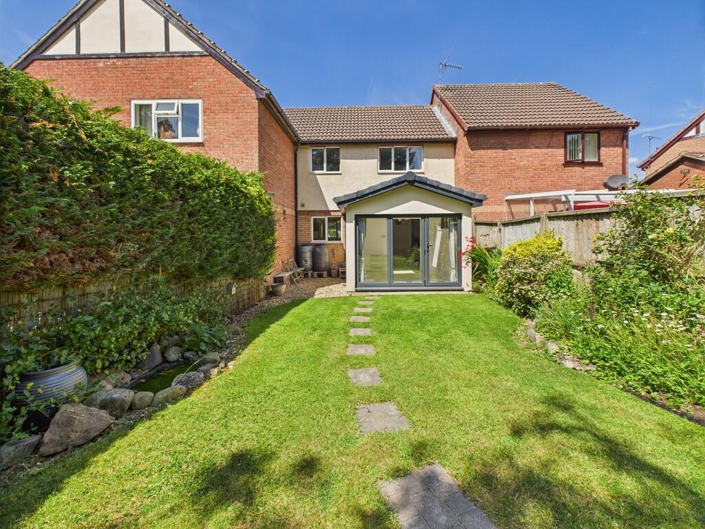 CAM02854G0-PR0413...