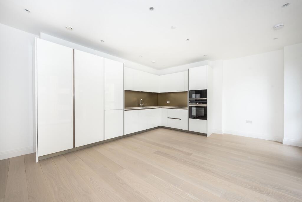 25-camera-house-t...