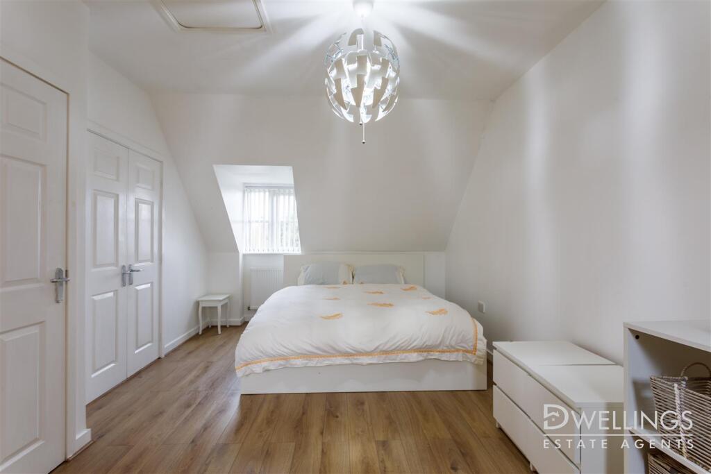 DWELEST- 20 St Matthew street, DE14 3DT - 019.jpg