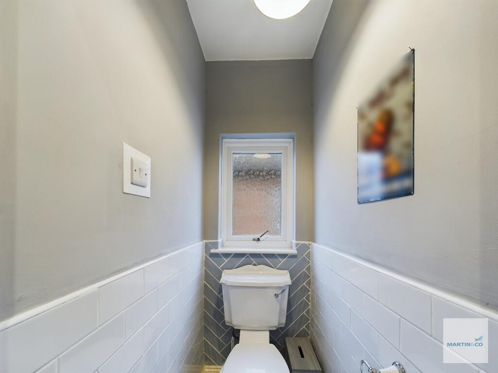 CAM03394G0-PR0222...