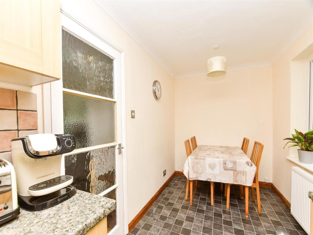 Dining/Breakfast Room