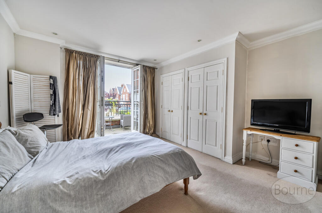 b380ee69-c41e-438...