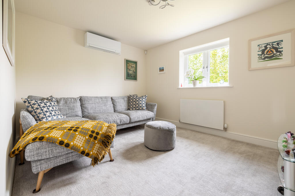 4 Old Nursery Gardens, Ashcott-45