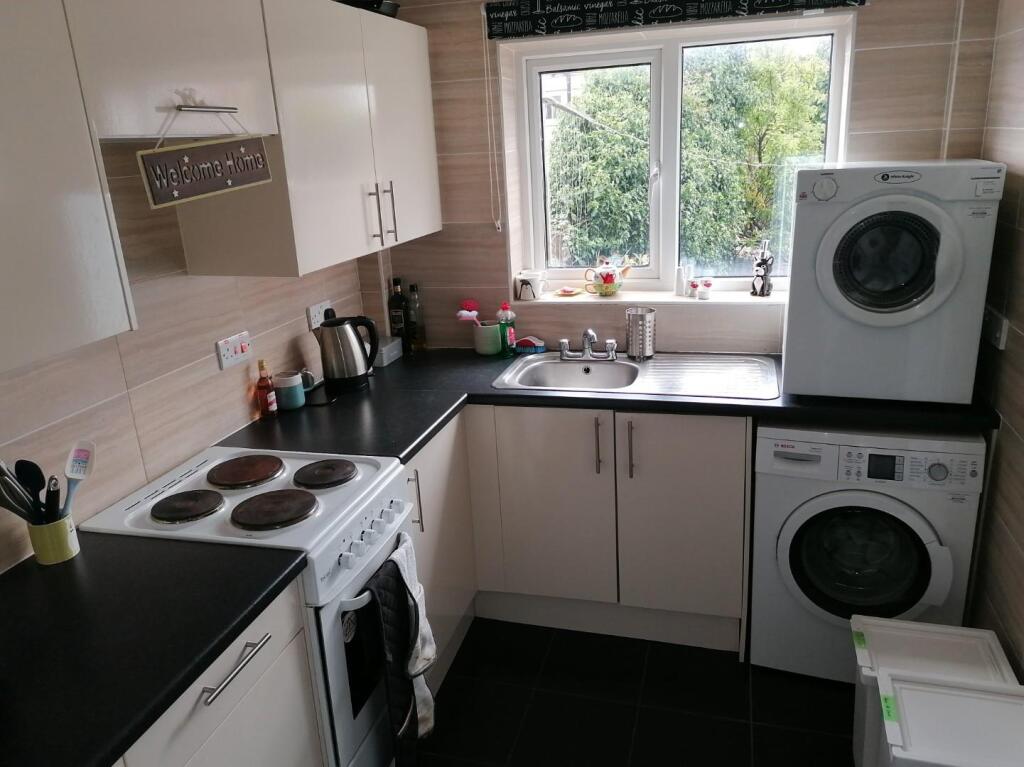 459 Springvale Road - Kitchen 1.jpg