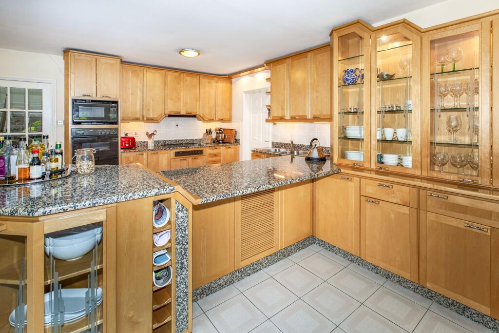 6f7213e3-853d-4ef9-9