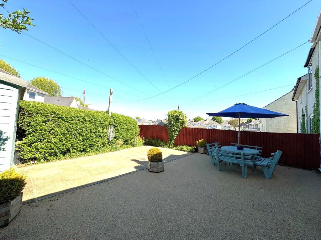Garden 1 