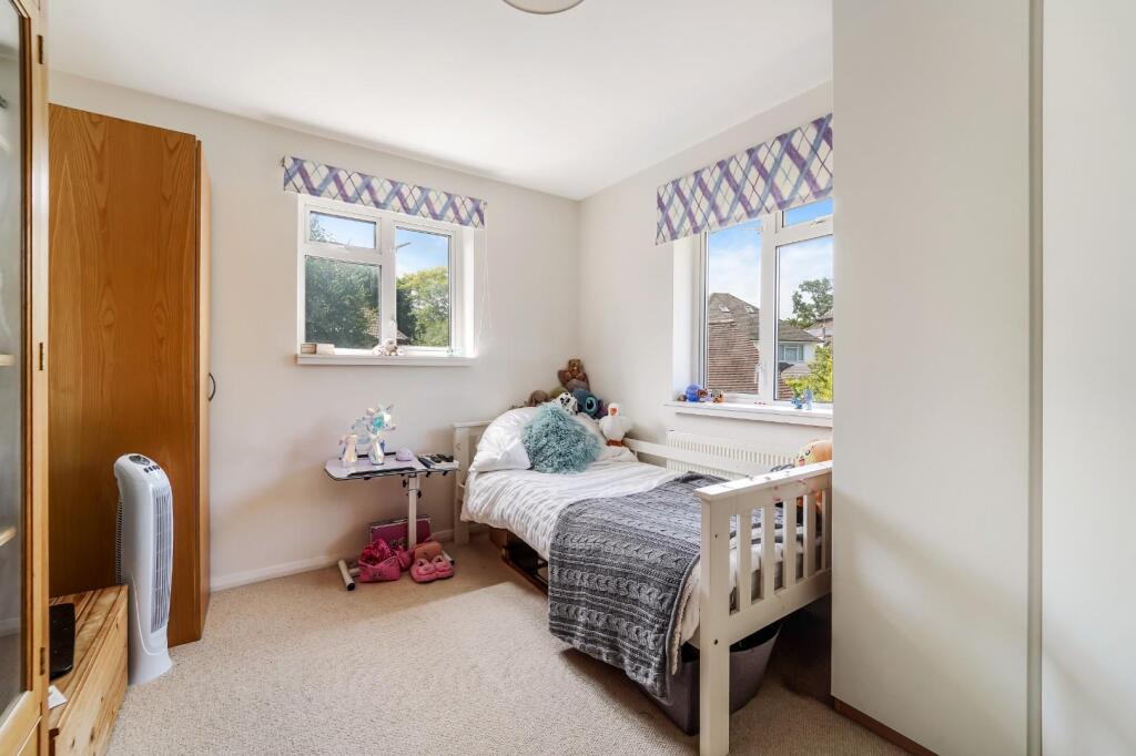 YEWLANDS CLOSE (9).jpg