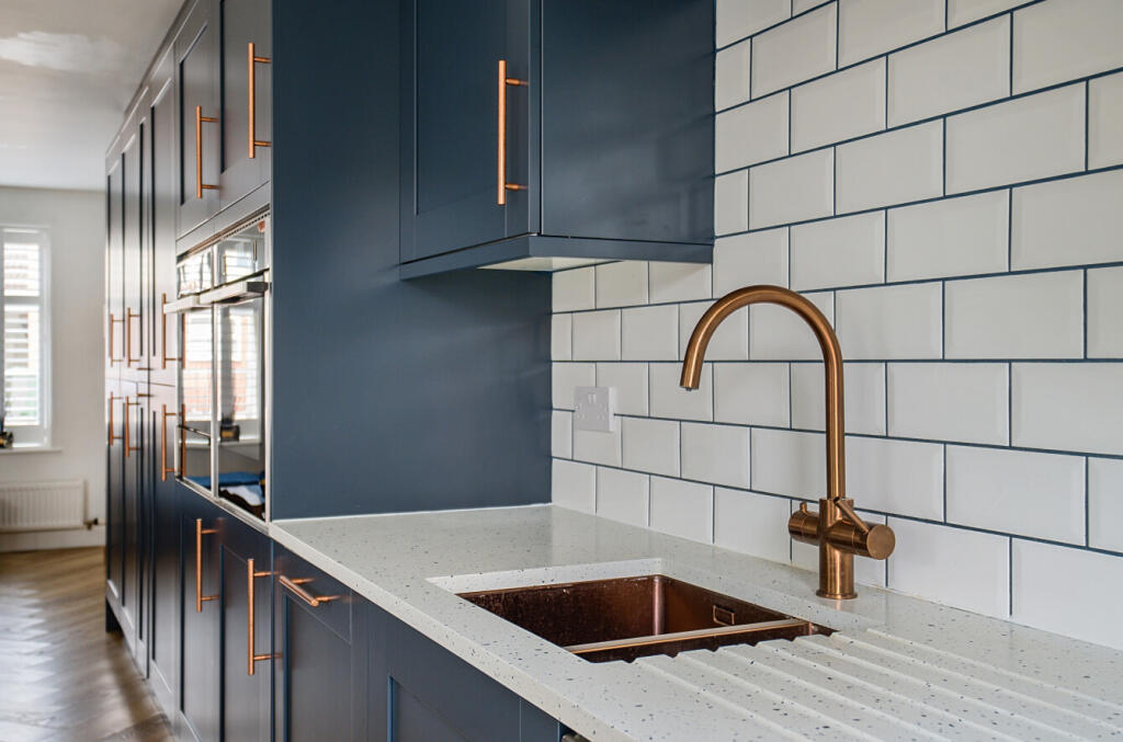 1290036-6-6825ea3...