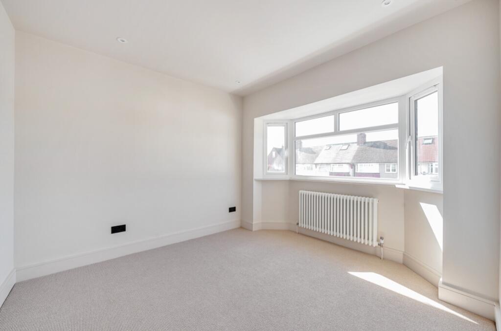 Bedroom estate agents ewemove cheam an dsutton