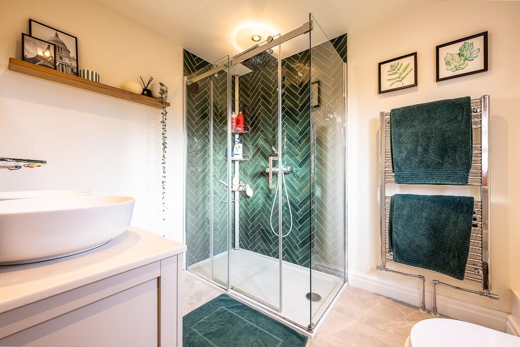 Ensuite