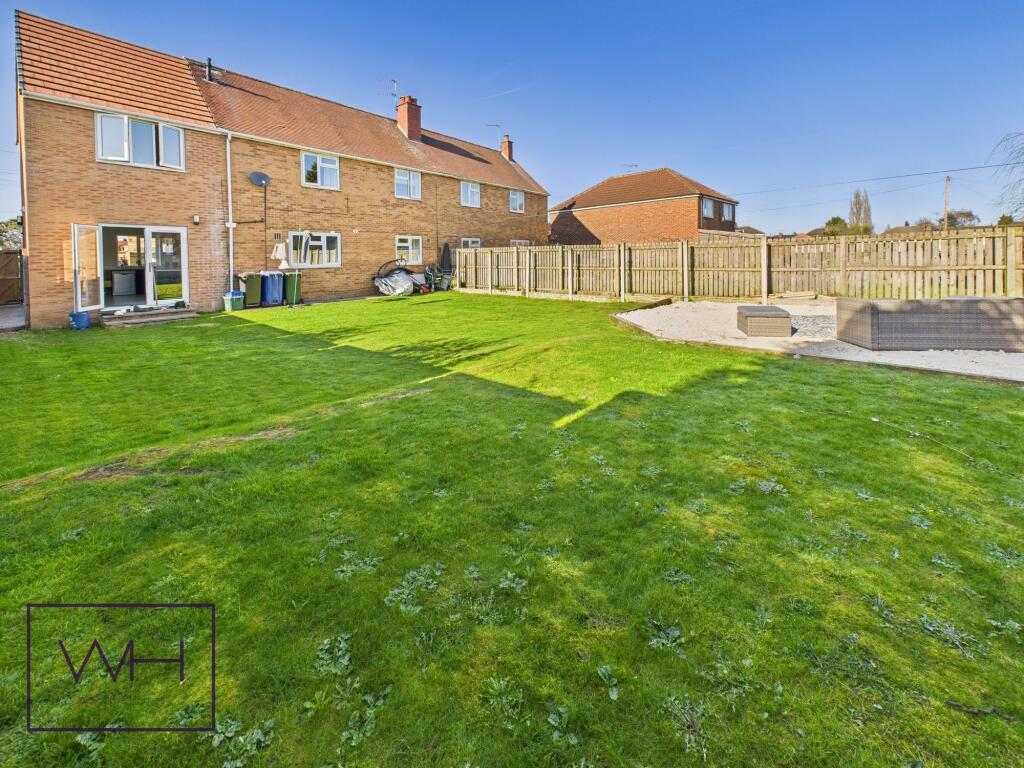 CAM03785G0-PR0241-ST