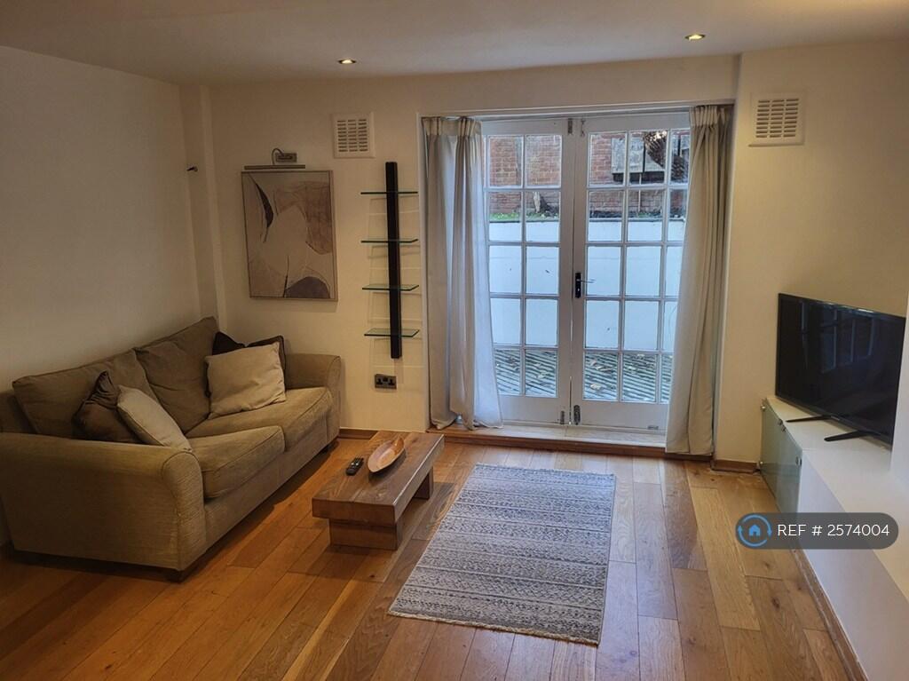 Lounge 3