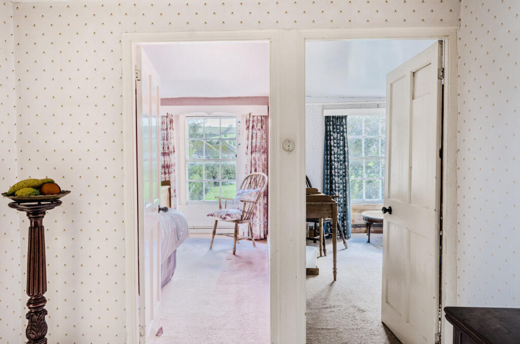 1369263-17-68f675...