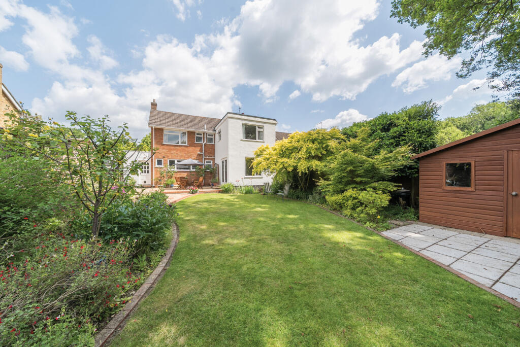 1299548-17-683065...