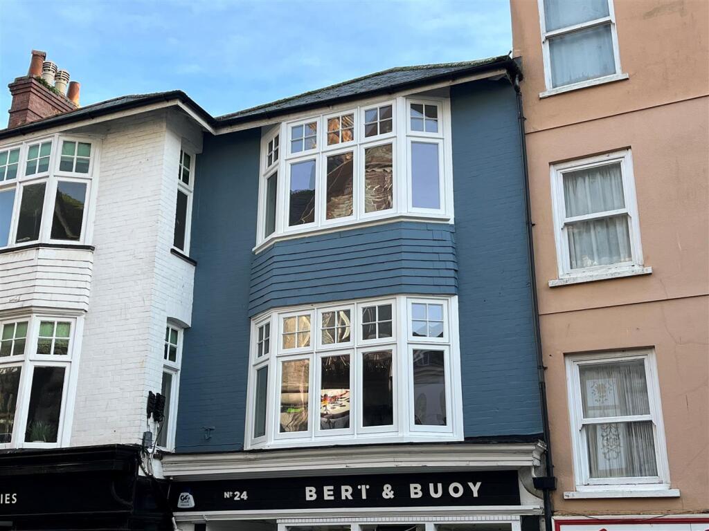 Flat at 24 Fairfax.jpg