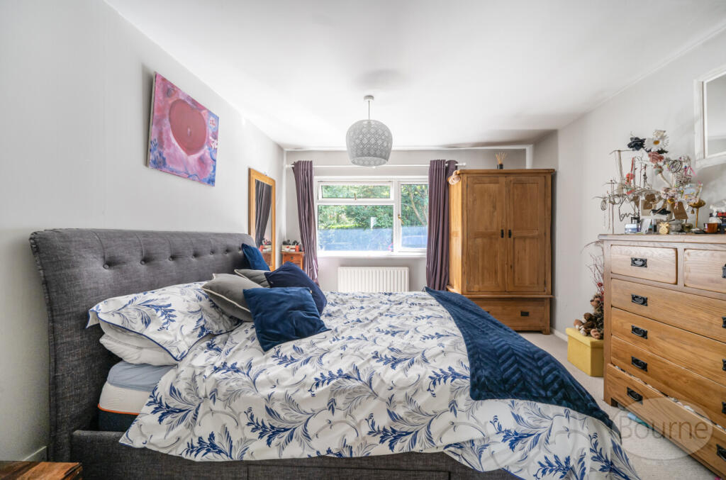 7b912176-02f5-437...