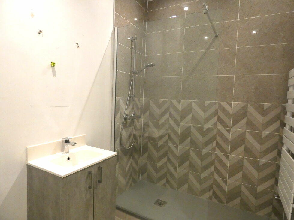 Ensuite Shower