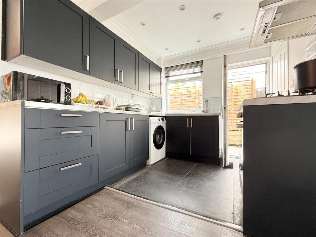 Dining Kitchen