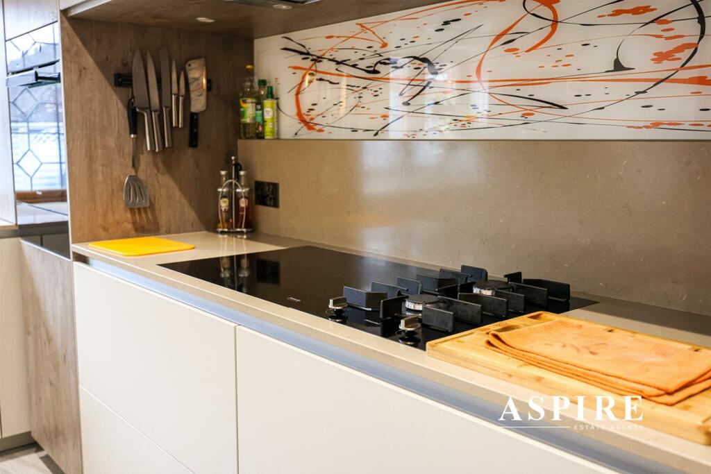 Aspire Estate Agents36.jpg