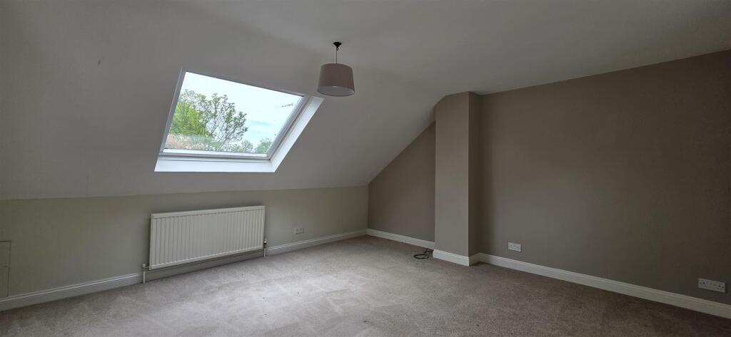 Bedroom2.jpg