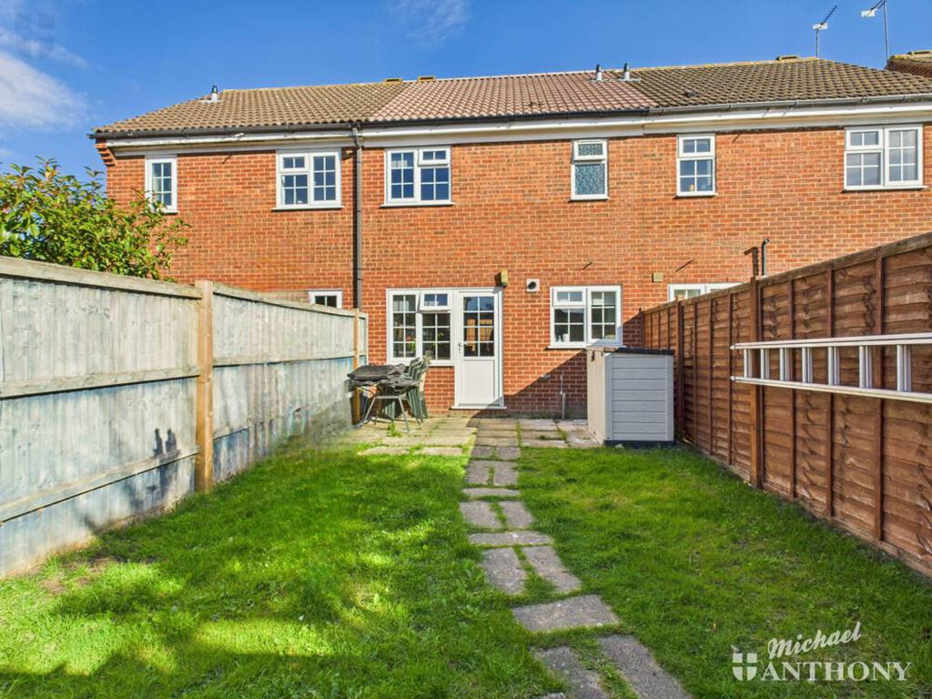 CAM03852G0-PR0442-STILL010-thumbnail-h750-70