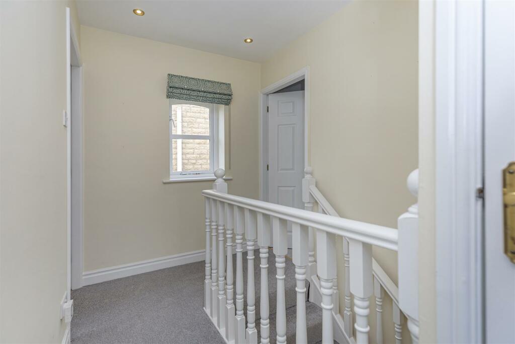 Bramleys Estate Agents - Elland - Oliver Meadows (