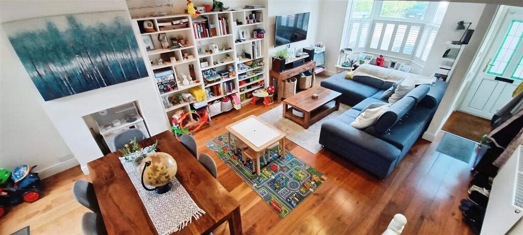 Open-Plan Lounge/Diner