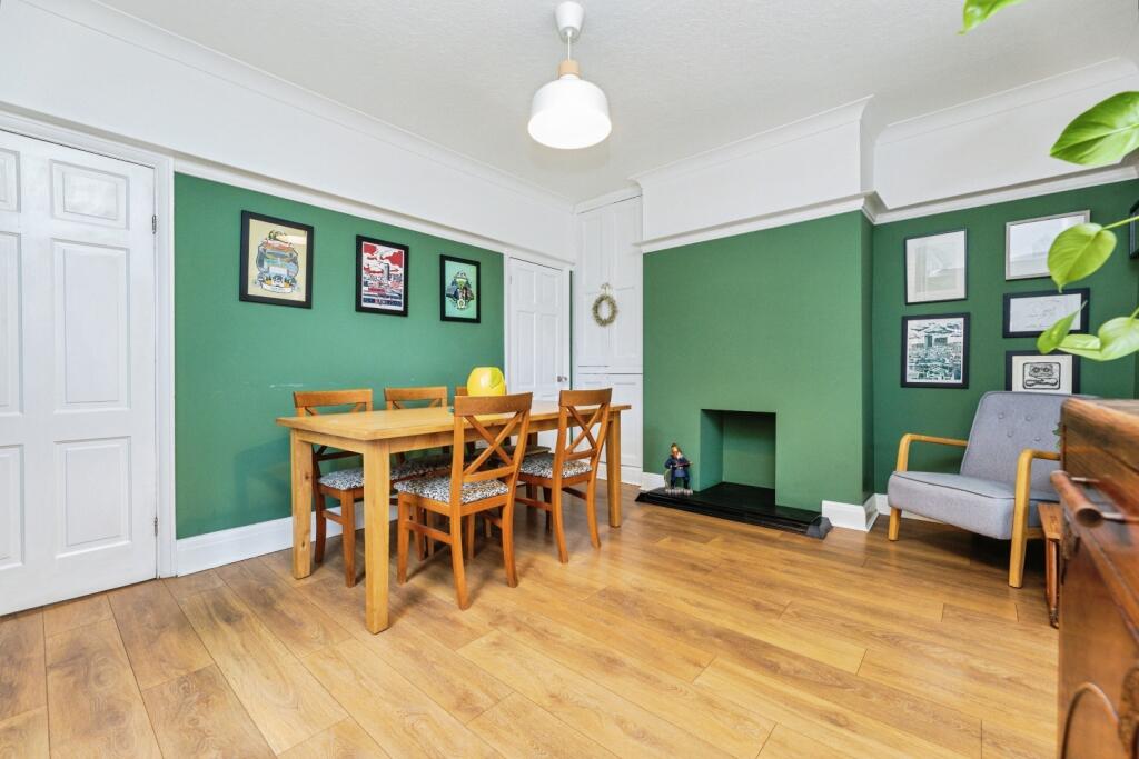 pbox-living_room-326971.jpg