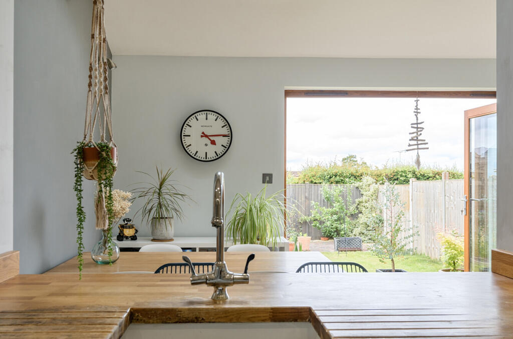 1303417-13-6841c6...