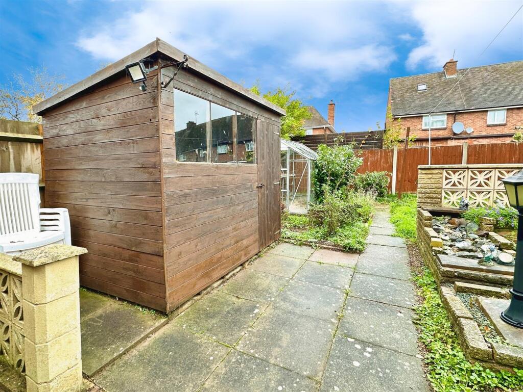shed in garden