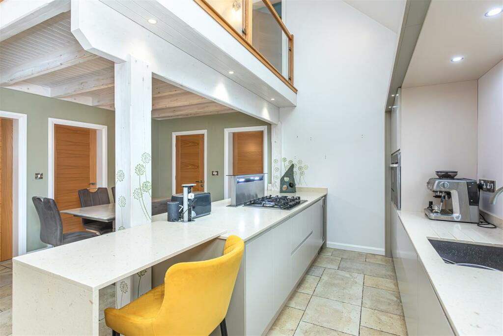 30a Lodge Mill Lane-15.jpg