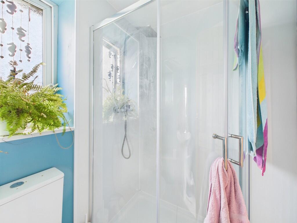 CAM03974G0-PR0151...