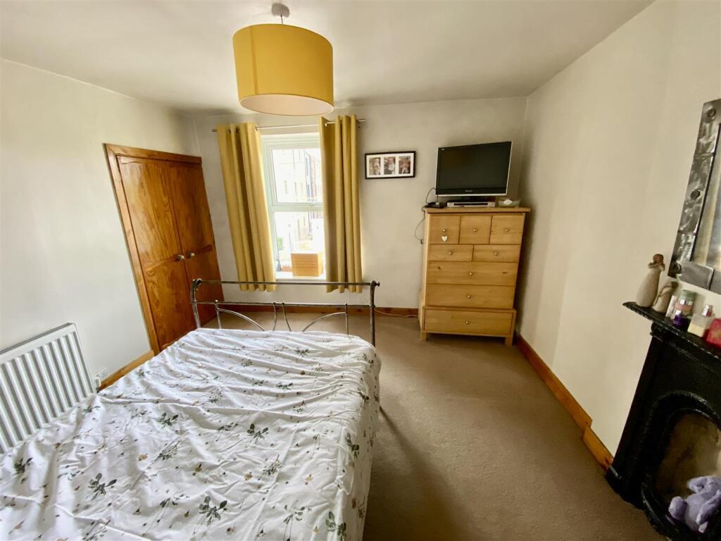 Bramleys Estate Agents - Station Road - Mirfield (