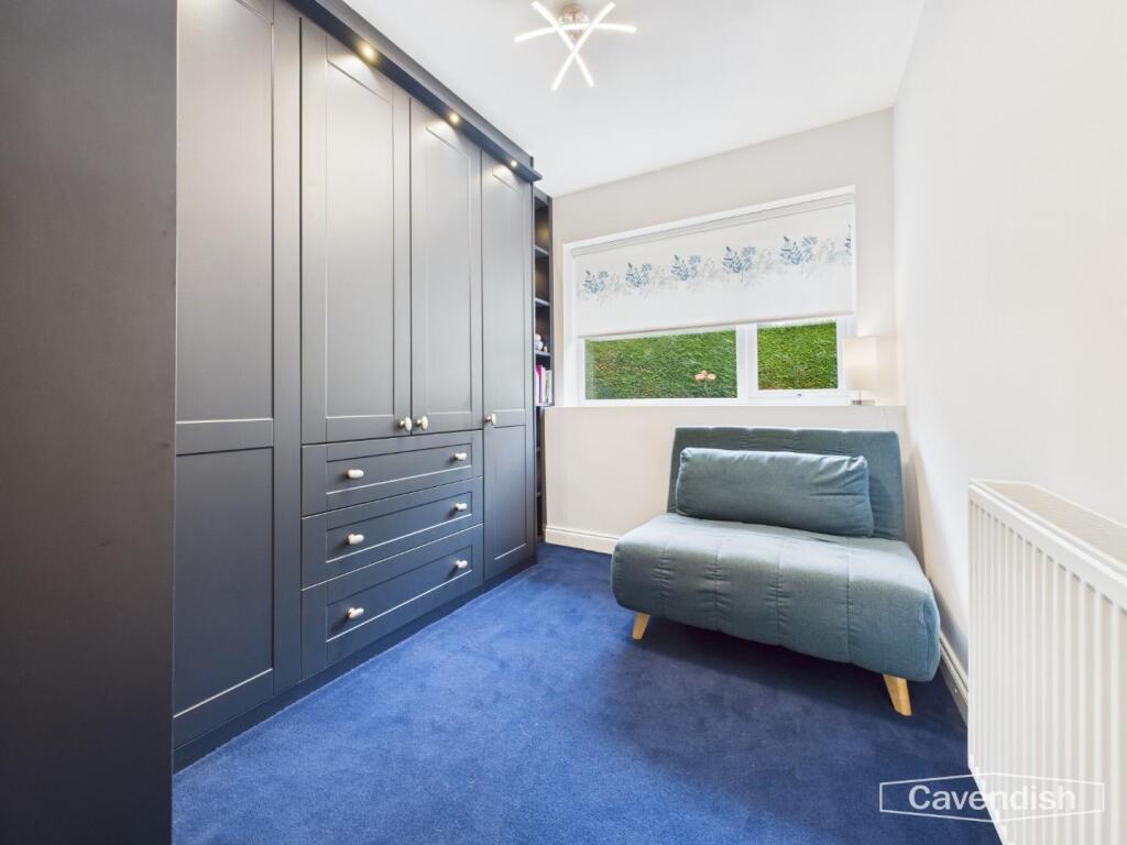 DRESSING ROOM/ BEDROOM 4