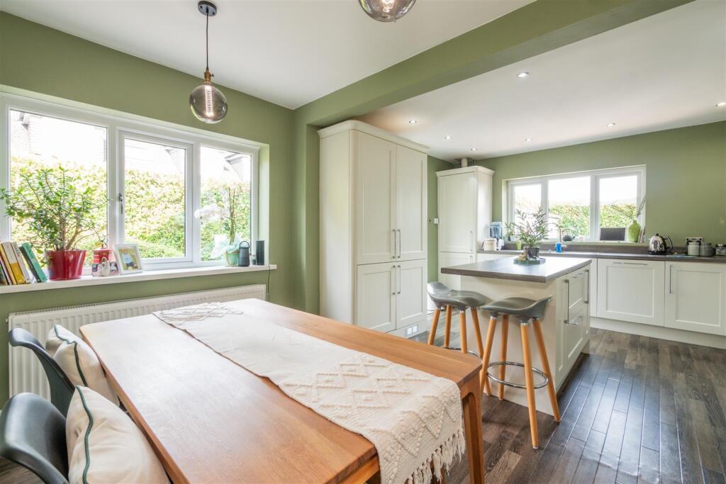 Dining Kitchen