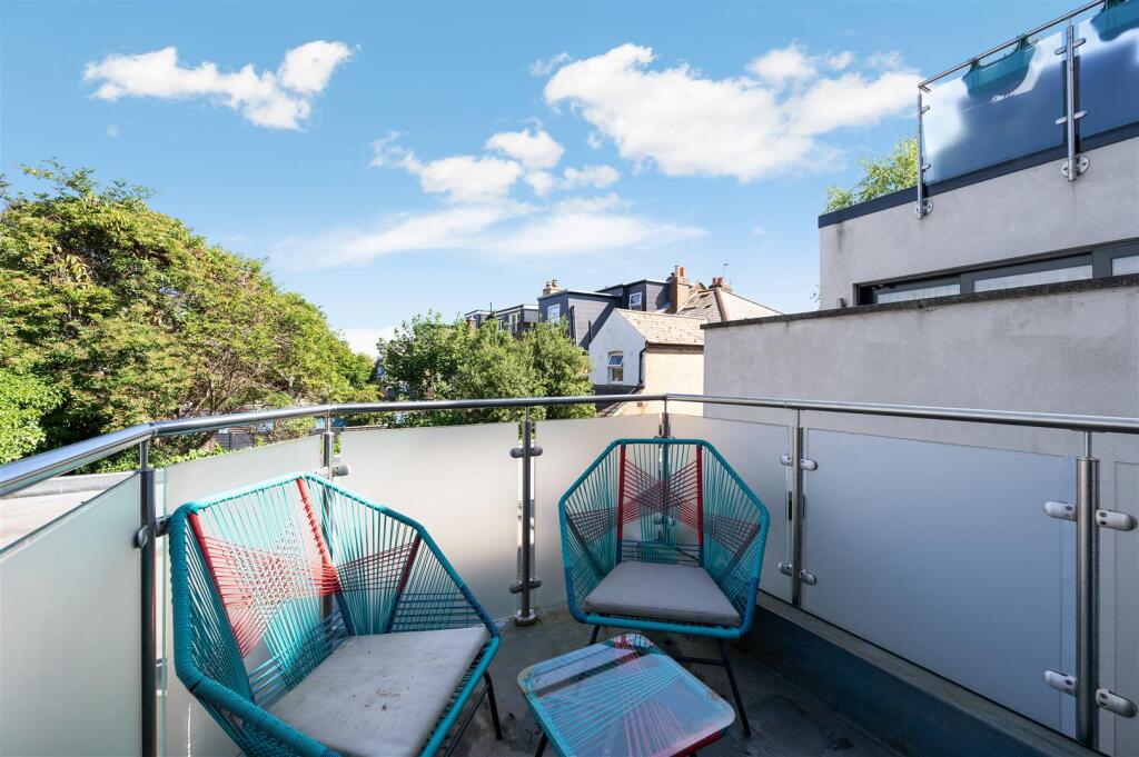 KINGSTON ROAD (12).jpg