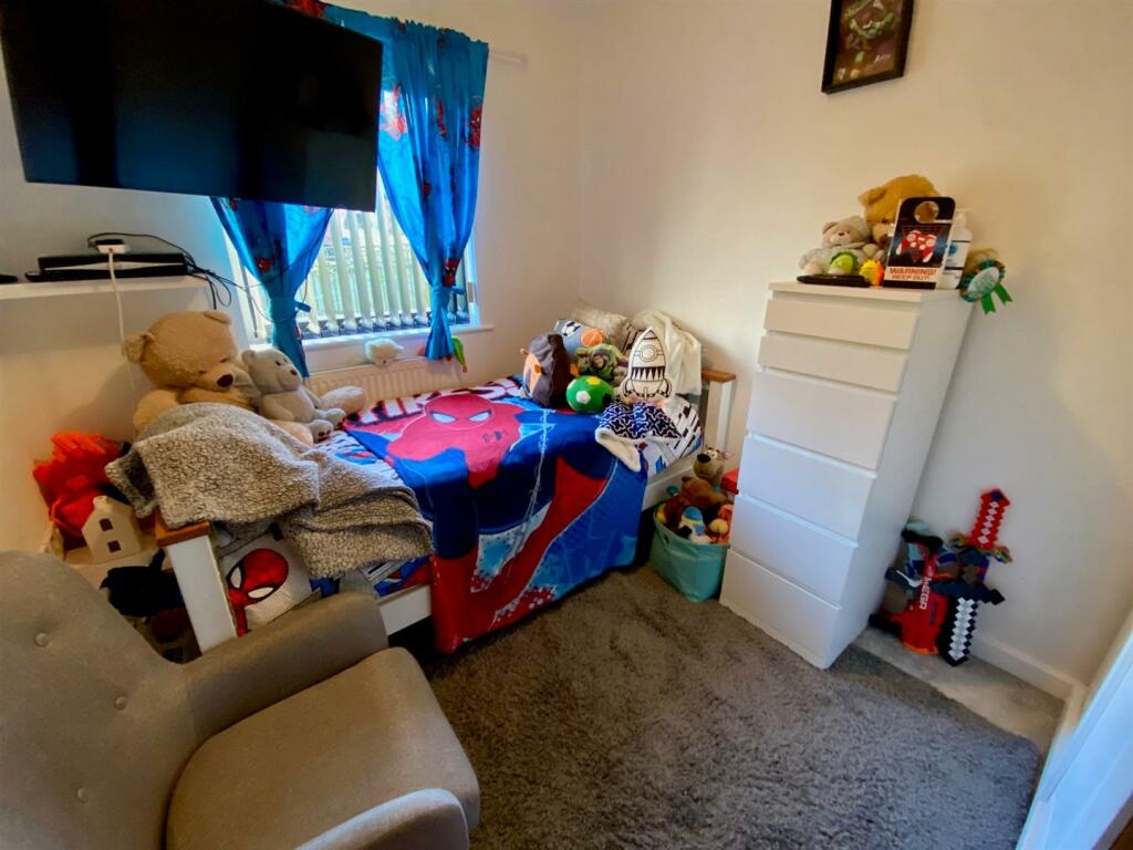 bed 3.jpg