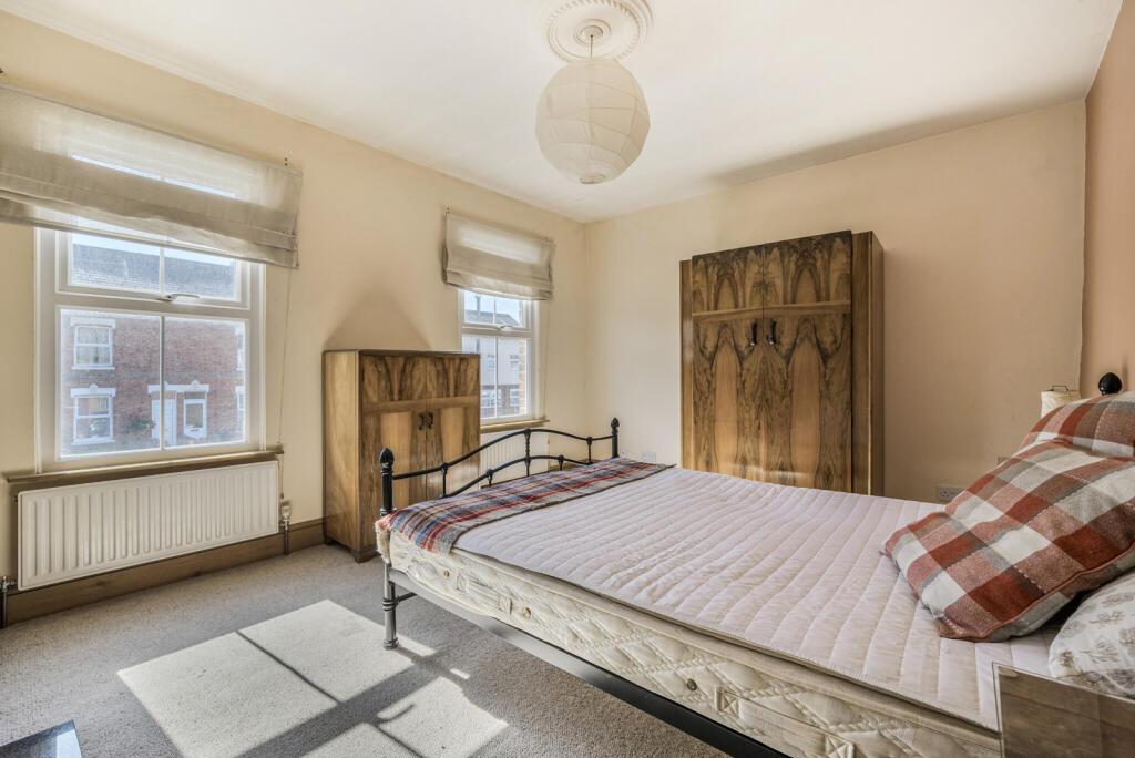 1353571-5-68cd422...