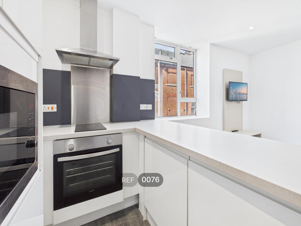 Kitchen &amp; Living area